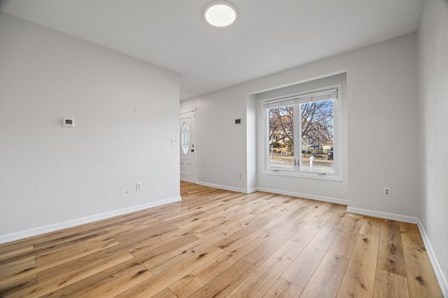 6506 Hickory Lane, Urbandale, IA 50322