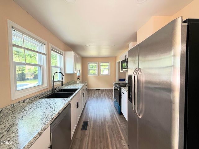417 North Street, Graham, NC 27253