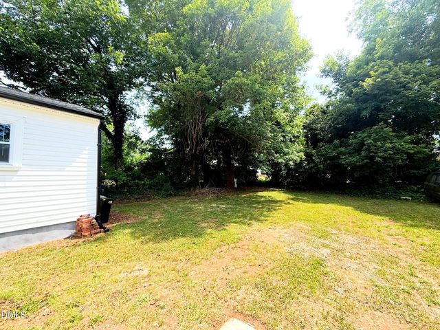 417 North Street, Graham, NC 27253
