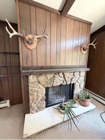 W2875 Kniep ROAD, Elkhorn, WI 53121