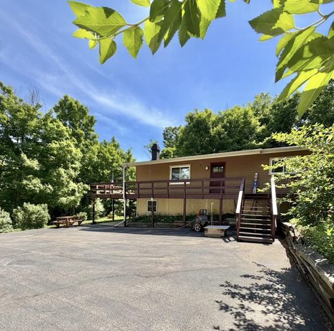 W2875 Kniep ROAD, Elkhorn, WI 53121