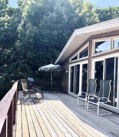 W2875 Kniep ROAD, Elkhorn, WI 53121