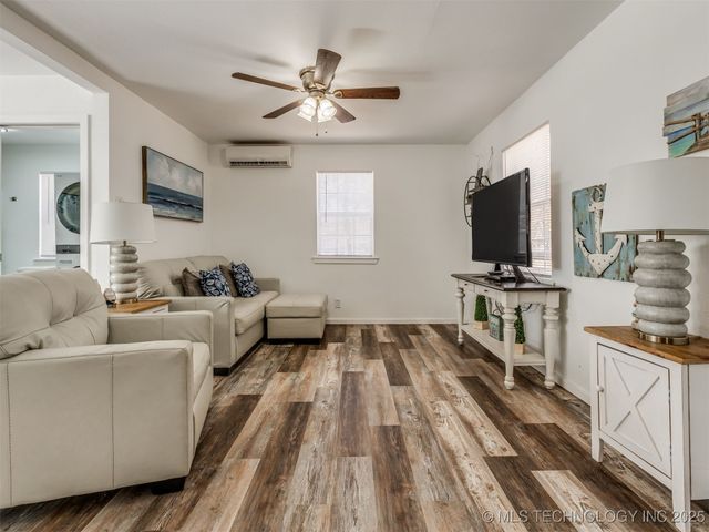 116785 S 4214 Road, Eufaula, OK 74432