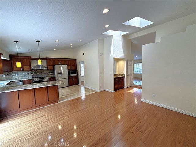 904 Sky Meadow, Walnut, CA 91789