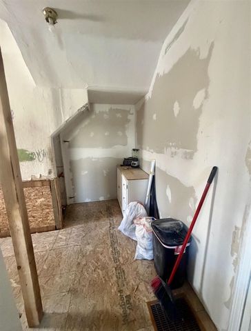 2014 4th Street, Bay City, MI 48708