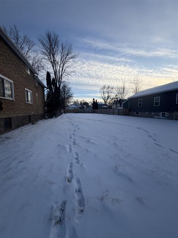 2014 4th Street, Bay City, MI 48708