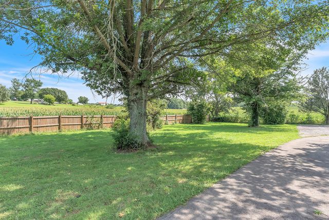 5785 Short Mountain Rd, Mcminnville, TN 37110