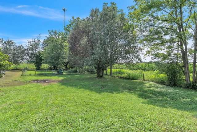 5785 Short Mountain Rd, Mcminnville, TN 37110