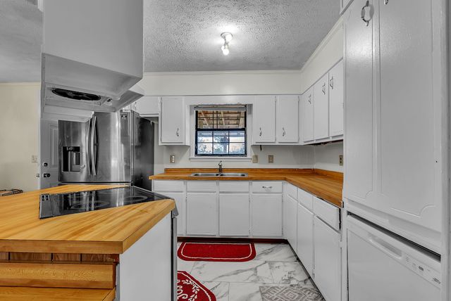 5785 Short Mountain Rd, Mcminnville, TN 37110
