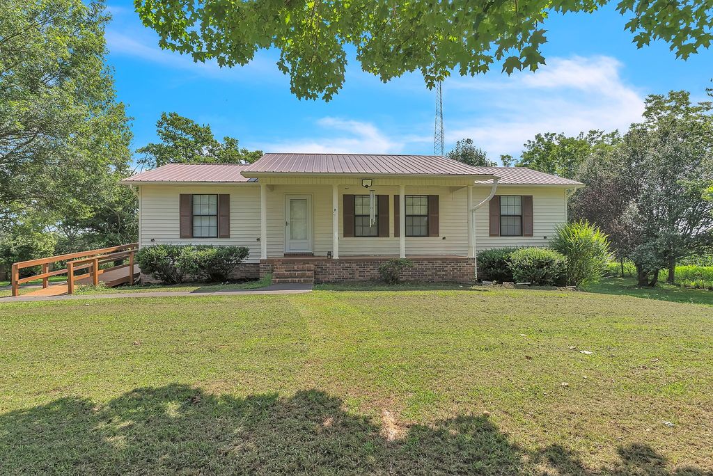 5785 Short Mountain Rd, Mcminnville, TN 37110