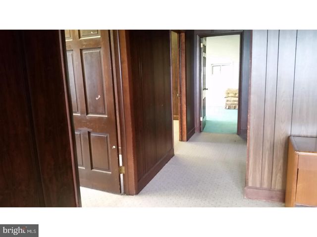 5824-26 N BROAD ST, Philadelphia, PA 19141