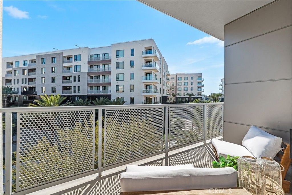 Image 33 of property listing at 21 Gramercy 312, Irvine, CA 92612