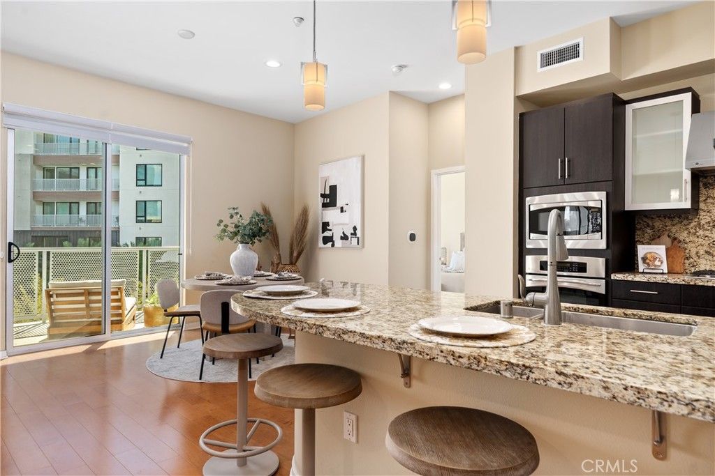 Image 7 of property listing at 21 Gramercy 312, Irvine, CA 92612