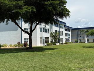 1724 Pine Valley DR 202, Fort Myers, FL 33907