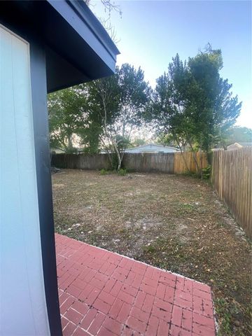 7020 BAYWOOD DRIVE, Tampa, FL 33637