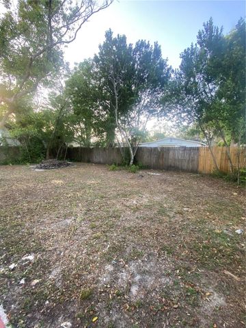 7020 BAYWOOD DRIVE, Tampa, FL 33637