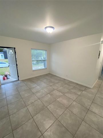 7020 BAYWOOD DRIVE, Tampa, FL 33637