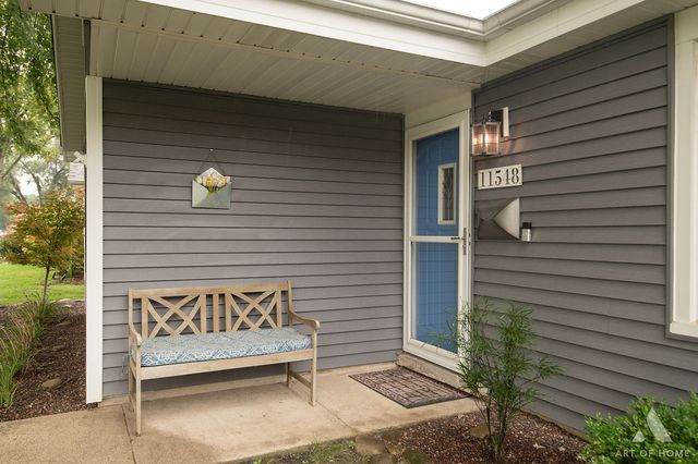 11548 S Neenah Avenue, Worth, IL 60482