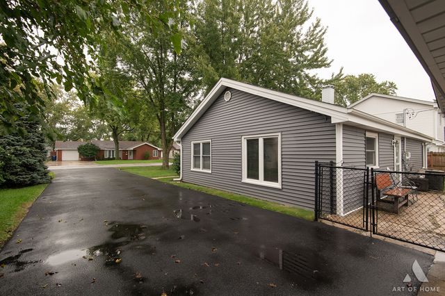 11548 S Neenah Avenue, Worth, IL 60482