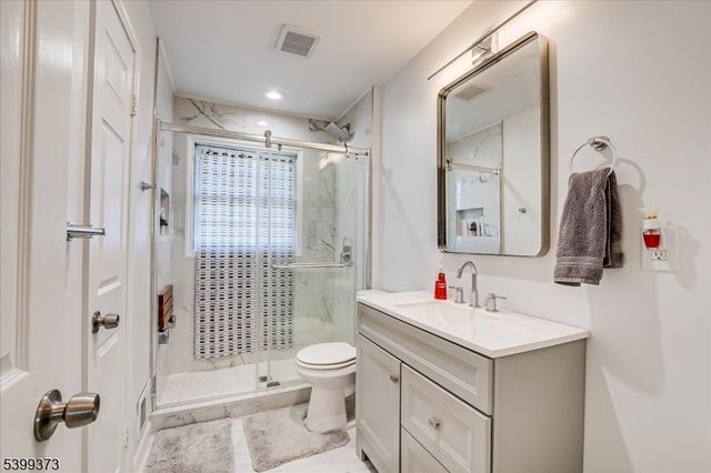 221 Phillips Rd, Franklin Twp., NJ 08873