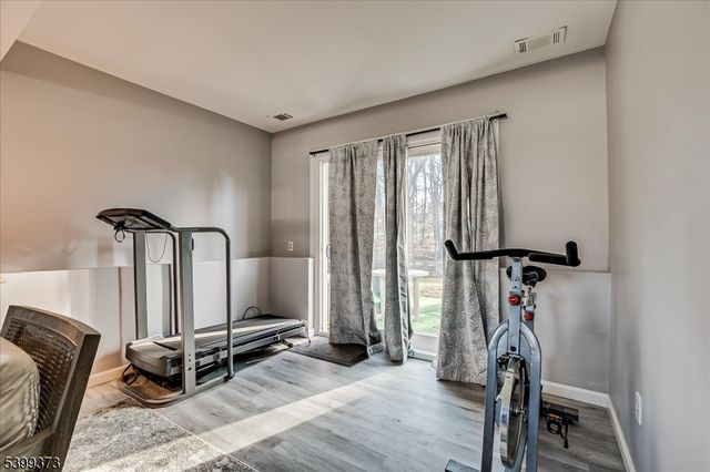 221 Phillips Rd, Franklin Twp., NJ 08873