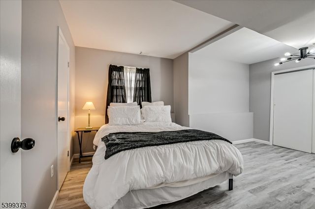 221 Phillips Rd, Franklin Twp., NJ 08873