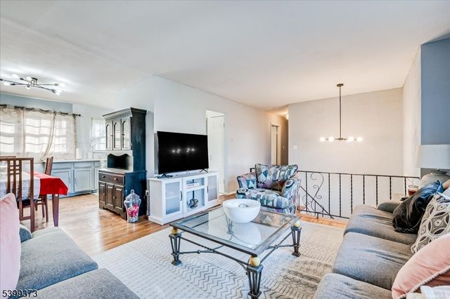 221 Phillips Rd, Franklin Twp., NJ 08873