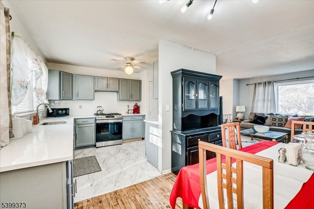 221 Phillips Rd, Franklin Twp., NJ 08873