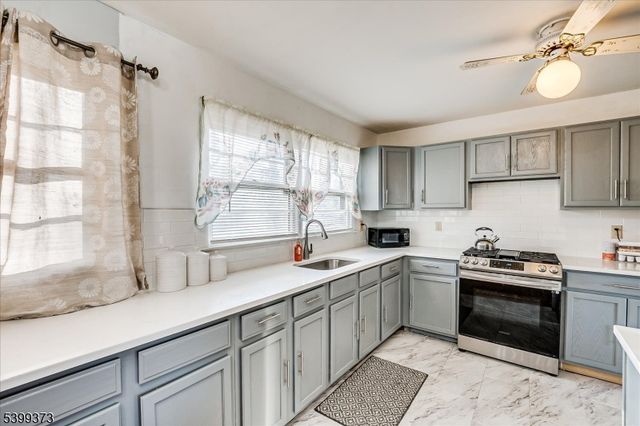 221 Phillips Rd, Franklin Twp., NJ 08873