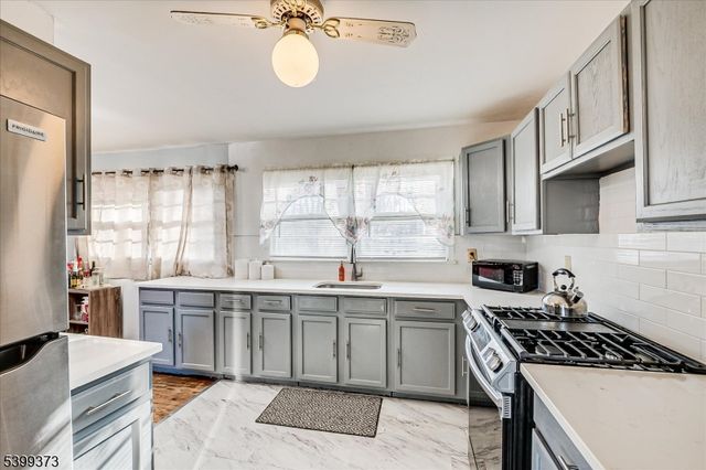 221 Phillips Rd, Franklin Twp., NJ 08873