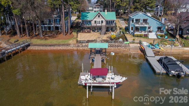 20919 Island Forest Drive, Cornelius, NC 28031