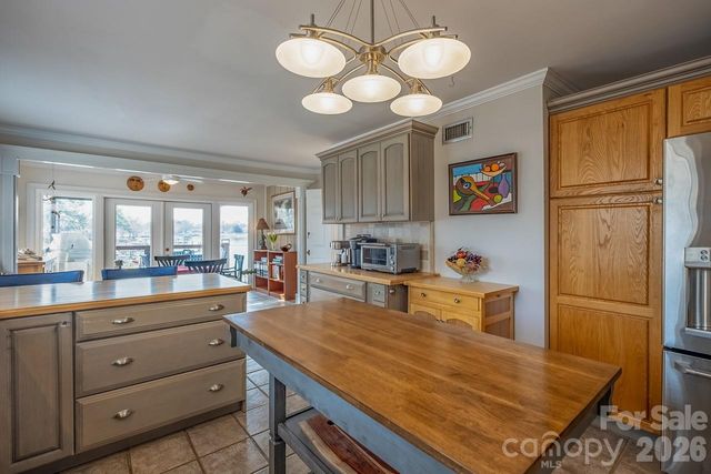 20919 Island Forest Drive, Cornelius, NC 28031