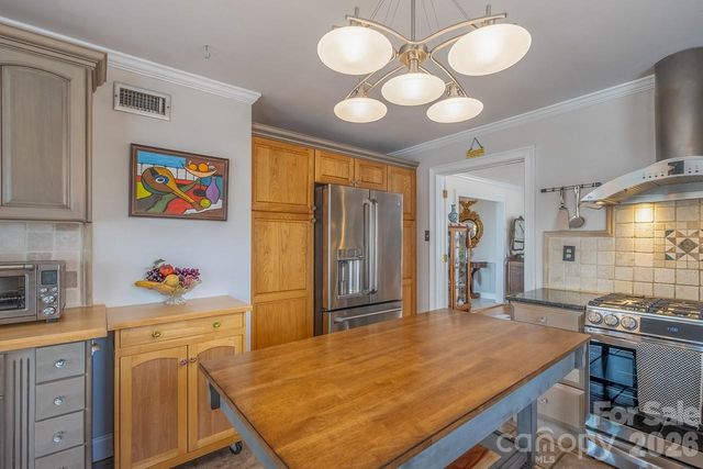 20919 Island Forest Drive, Cornelius, NC 28031