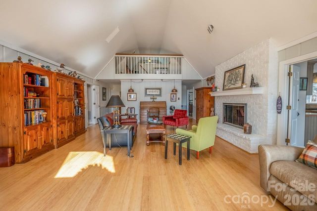 20919 Island Forest Drive, Cornelius, NC 28031