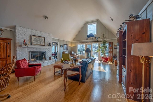 20919 Island Forest Drive, Cornelius, NC 28031