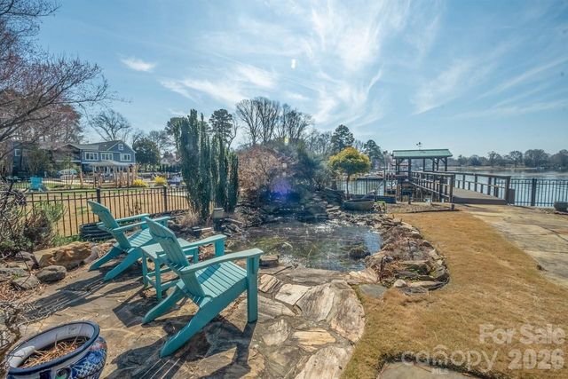 20919 Island Forest Drive, Cornelius, NC 28031