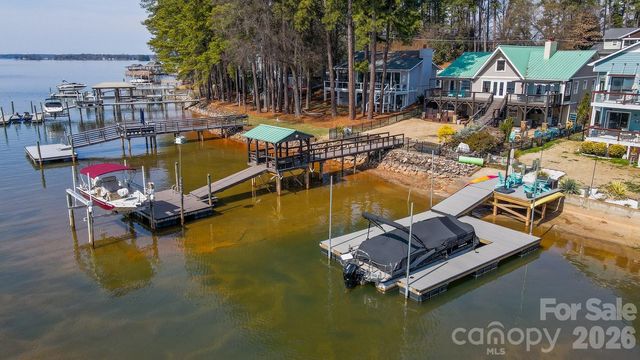 20919 Island Forest Drive, Cornelius, NC 28031