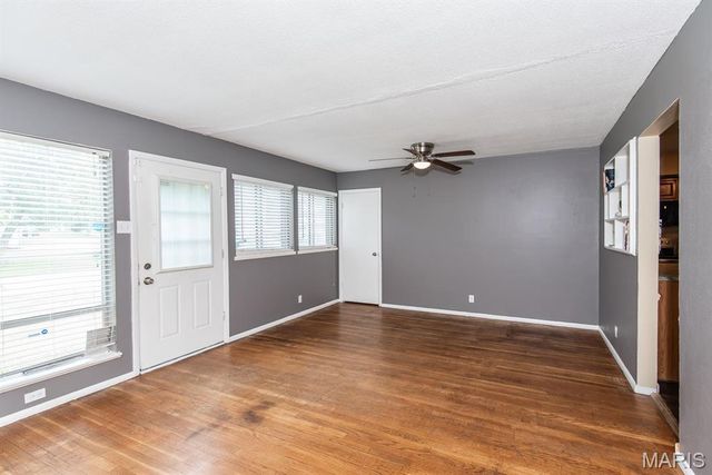 10205 Gourock Drive, St Louis, MO 63137