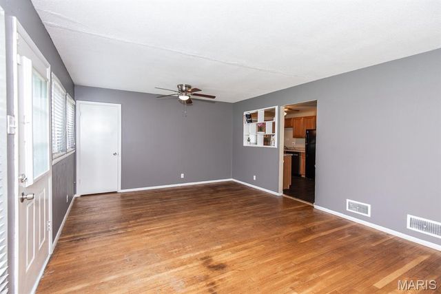 10205 Gourock Drive, St Louis, MO 63137