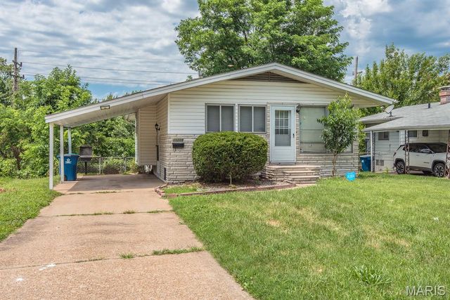10205 Gourock Drive, St Louis, MO 63137