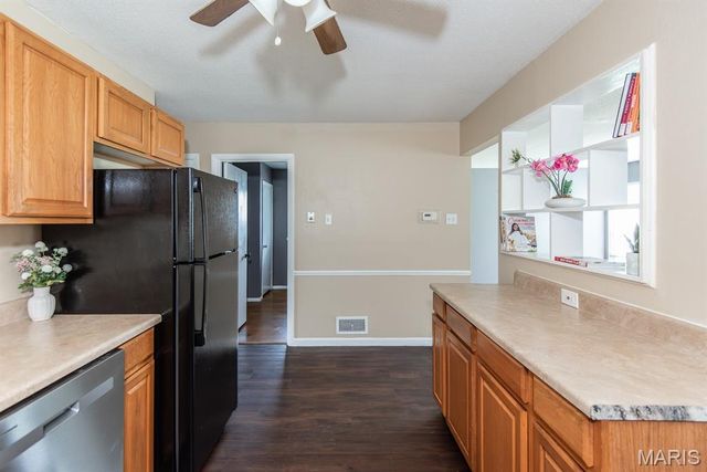 10205 Gourock Drive, St Louis, MO 63137