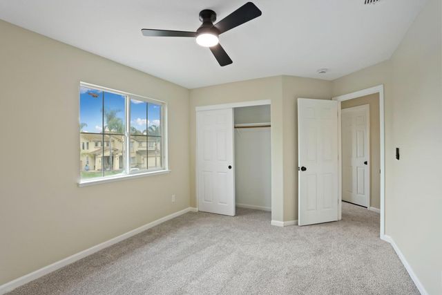 2039 Peregrine St, Manteca, CA 95337