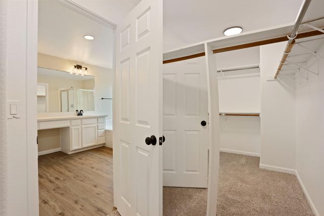 2039 Peregrine St, Manteca, CA 95337