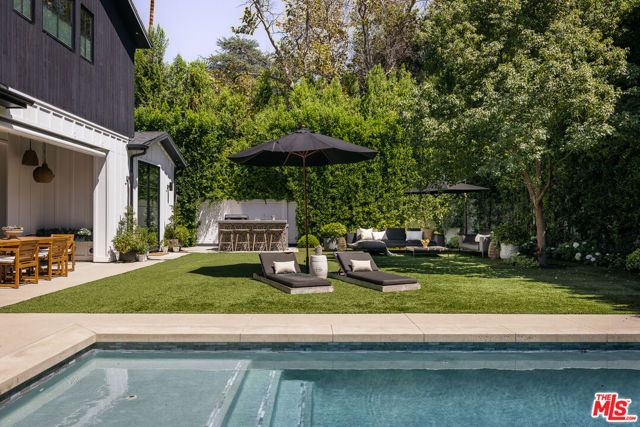 12406 Milbank Street, Los Angeles, CA 91604