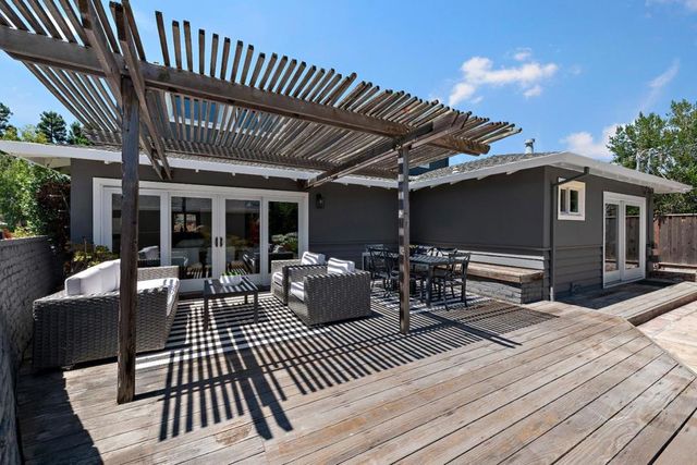 3359 Saint Michael Court, Palo Alto, CA 94306