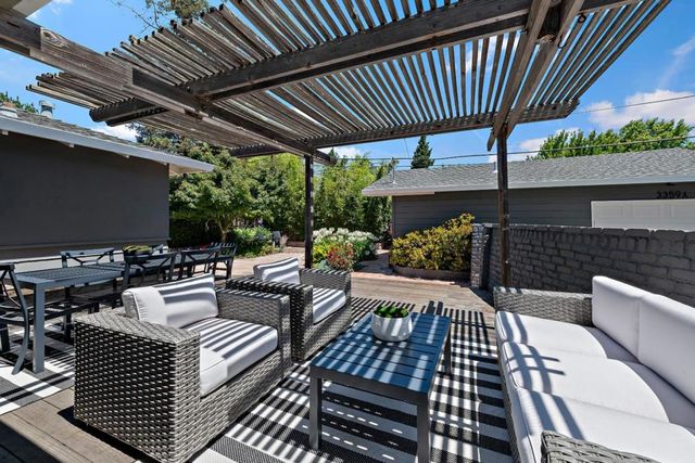 3359 Saint Michael Court, Palo Alto, CA 94306