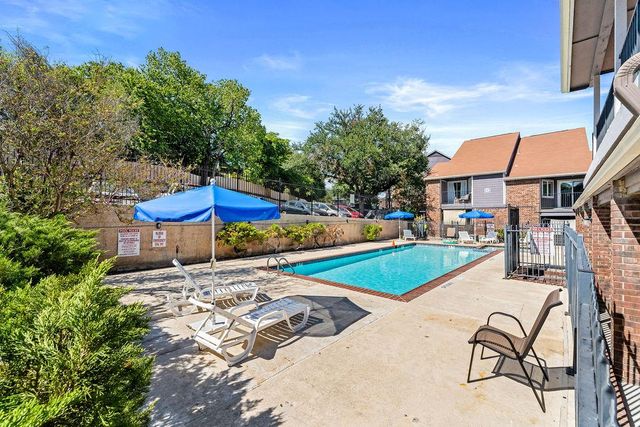 1840 Burton DR 172, Austin, TX 78741