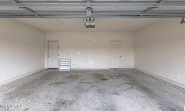 128 Lakeway Drive, Madison, MS 39110