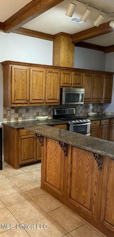 128 Lakeway Drive, Madison, MS 39110