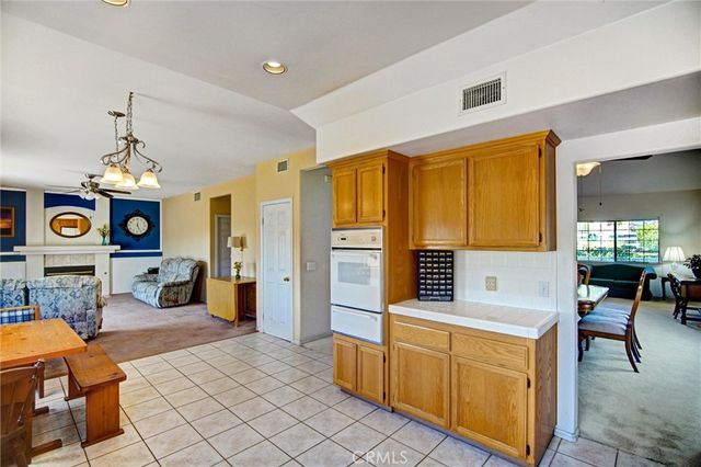 14035 Moonridge, Riverside, CA 92503